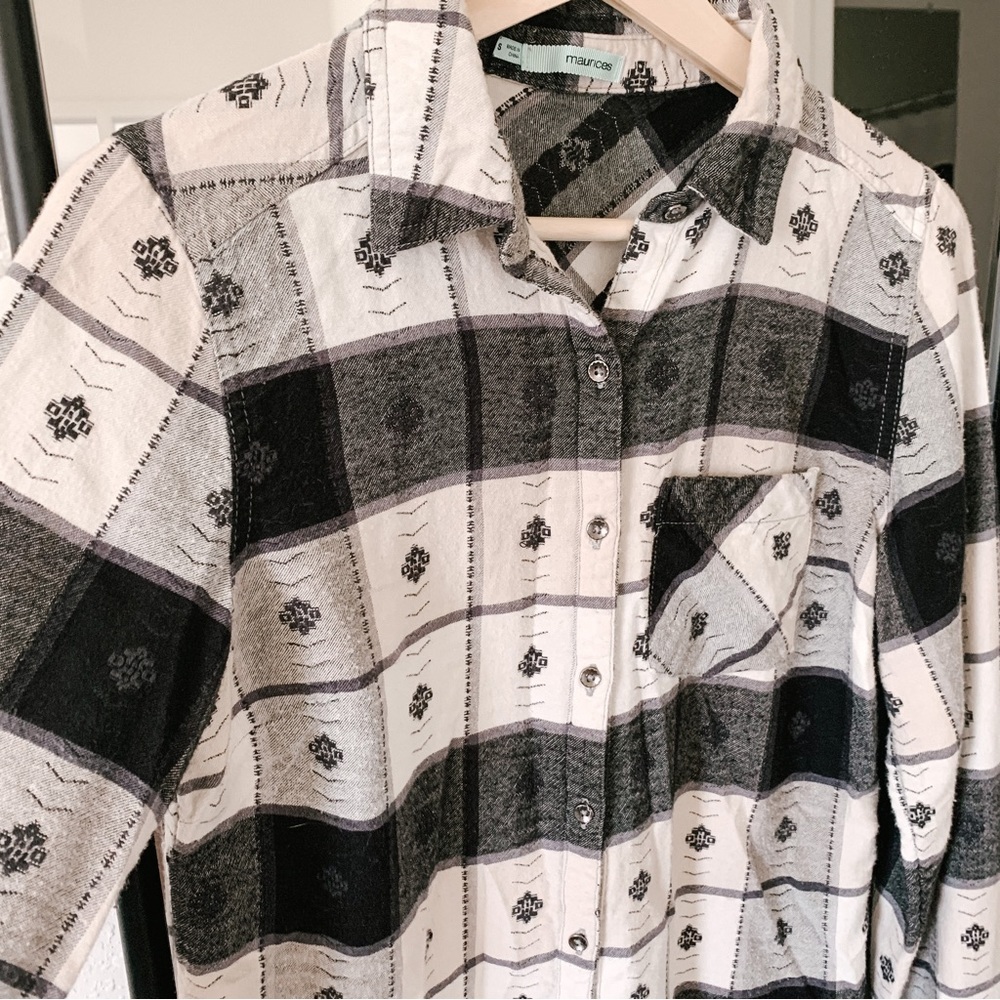 Flannel - Picture 3 of 7